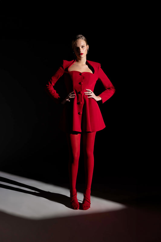 Abito manica lunga in cady corto con scollo a cuore e bottoni